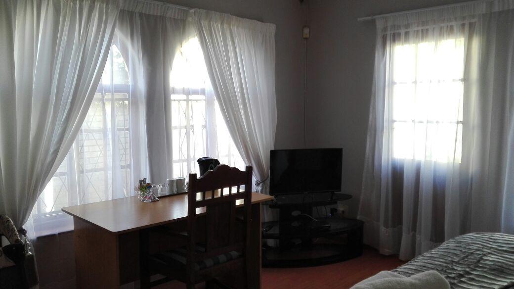 Versailles B&B Gonubie Extérieur photo